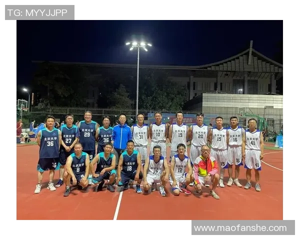 广州篮球队的团队协作之道：如何在赛场上实现默契与配合